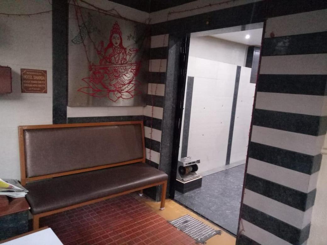 Hotel Sharda Mumbai Exterior photo